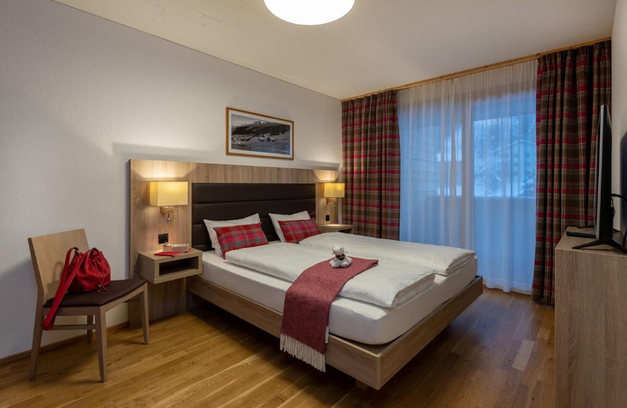 Pradas Resort Brigels Бріґельс Екстер'єр фото