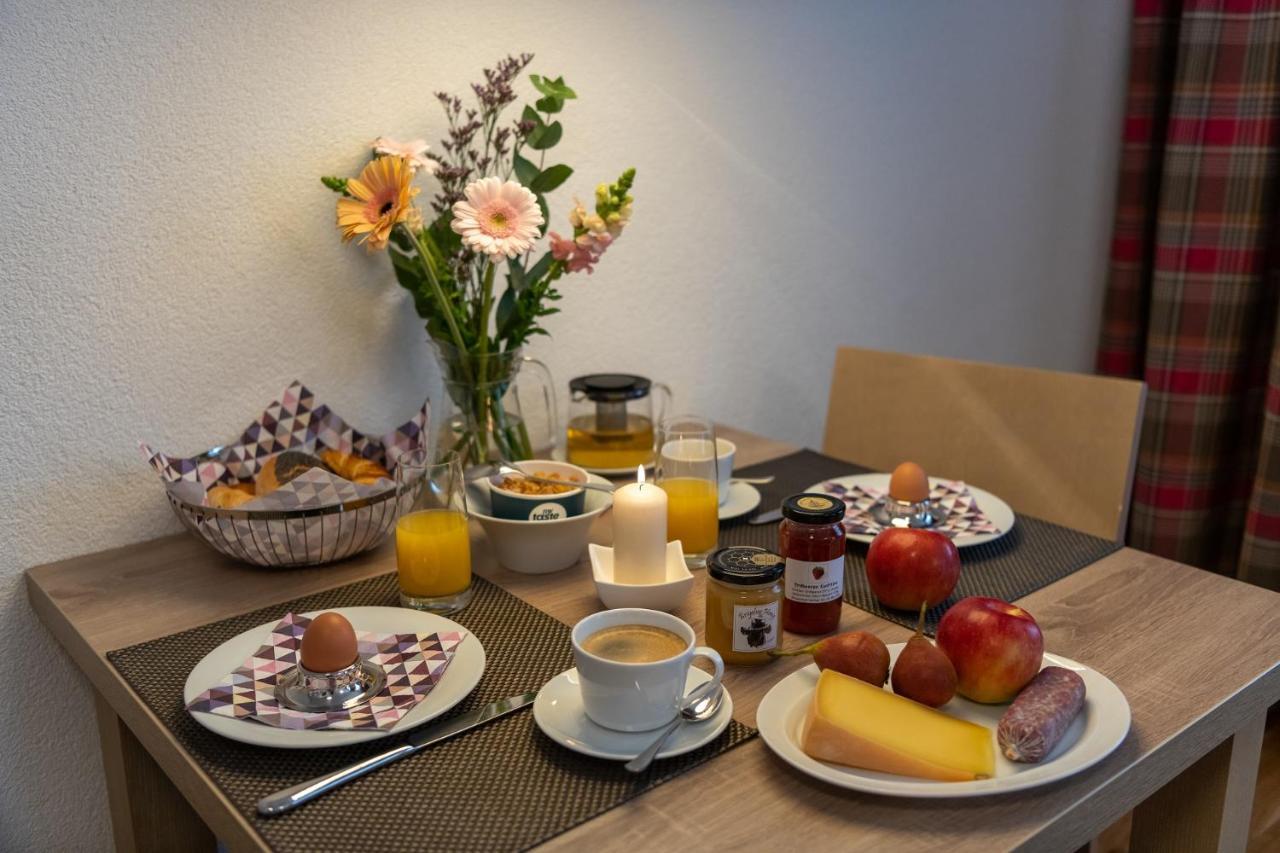 Pradas Resort Brigels Бріґельс Екстер'єр фото