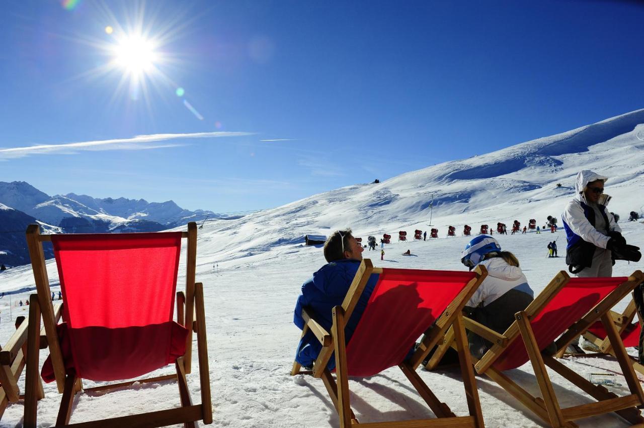 Pradas Resort Brigels Бріґельс Екстер'єр фото