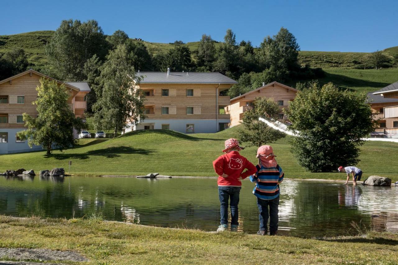 Pradas Resort Brigels Бріґельс Екстер'єр фото